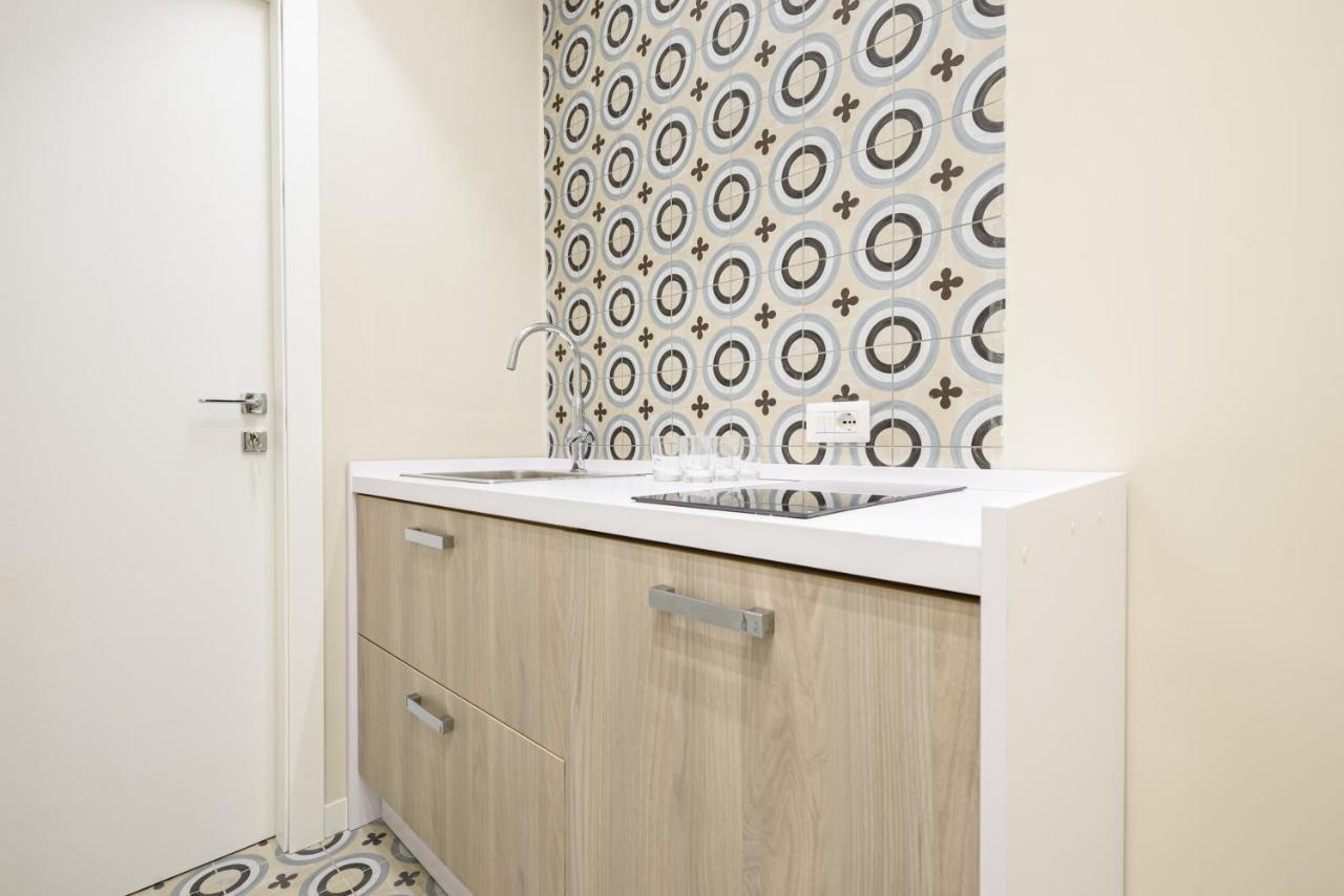 נאפולי Maria Theresa Rooms & Garden מראה חיצוני תמונה