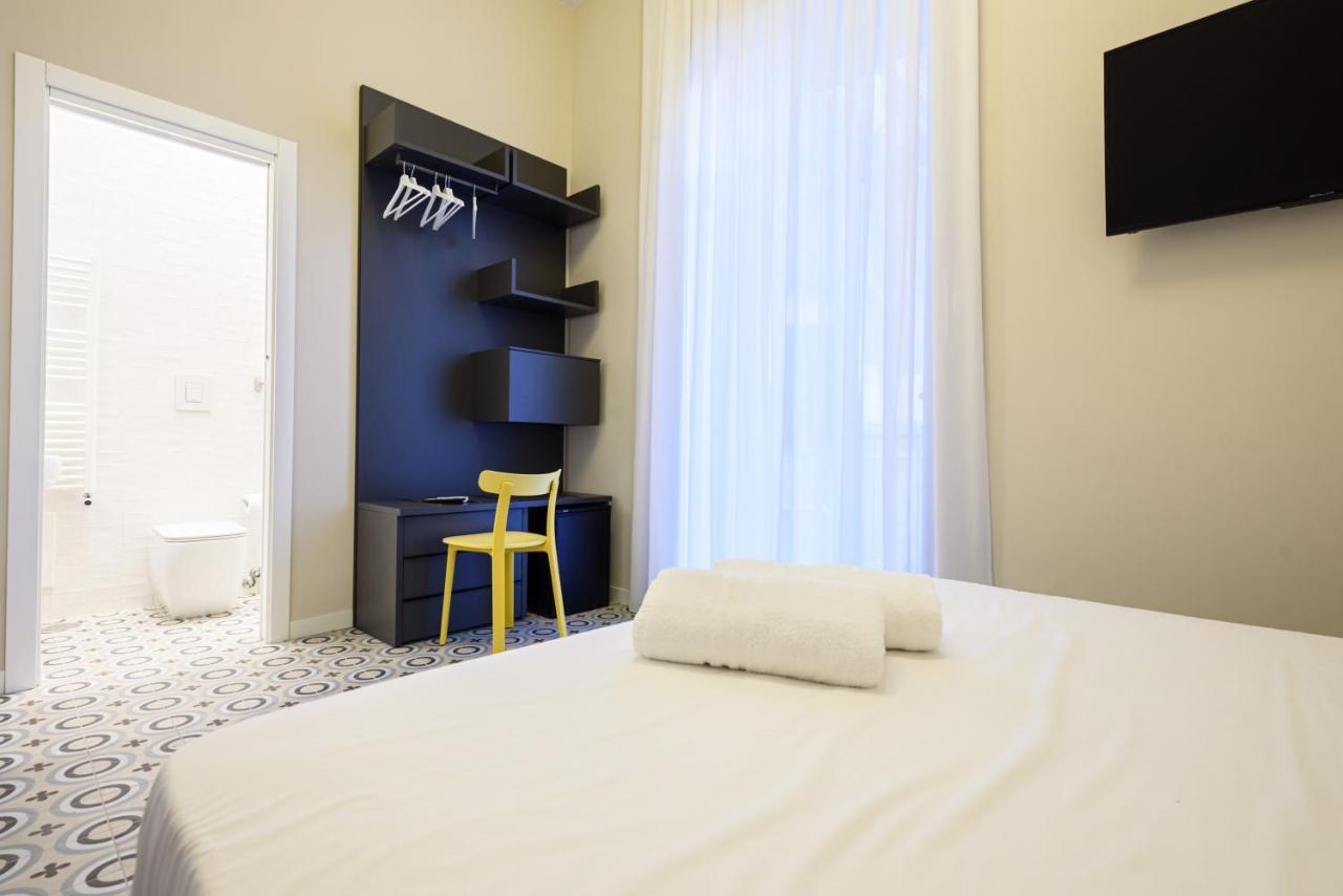 נאפולי Maria Theresa Rooms & Garden מראה חיצוני תמונה