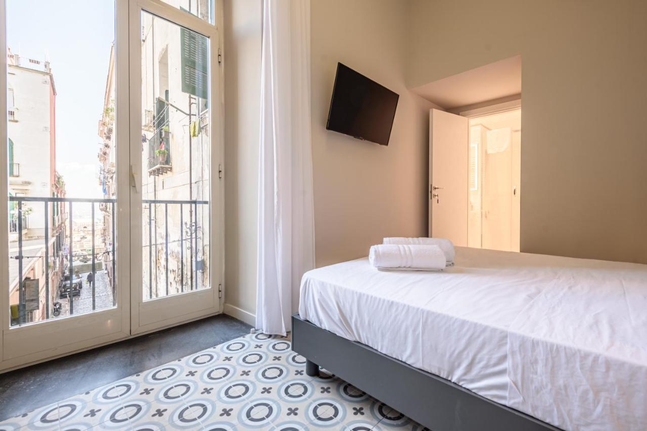 נאפולי Maria Theresa Rooms & Garden מראה חיצוני תמונה